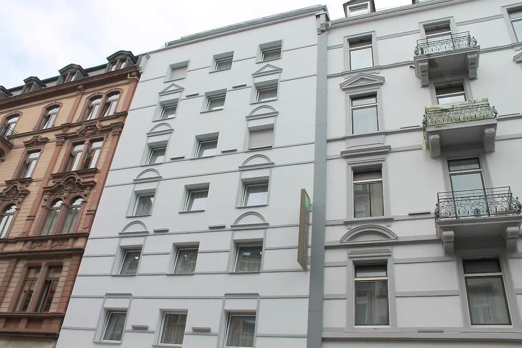 Ambassador Hotel Francoforte sul Meno 3*,  Germania